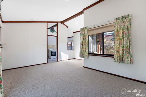 8 Gama Ct, Parkwood, WA 6147