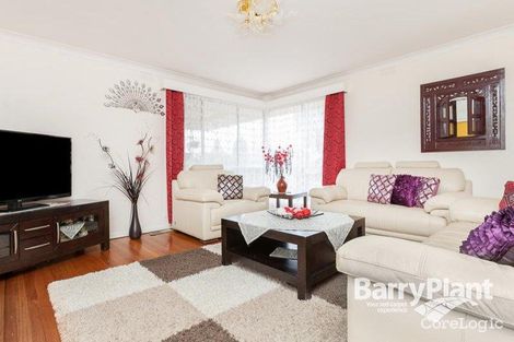 Property photo of 11 Glenthorne Drive Keysborough VIC 3173