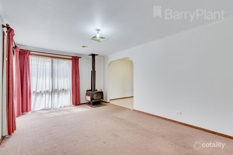 Property photo of 17 McComb Street Sunbury VIC 3429