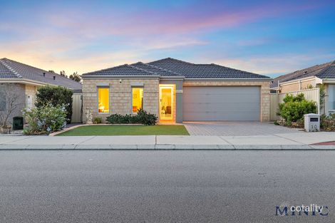 Property photo of 10 Middle Parkway Canning Vale WA 6155
