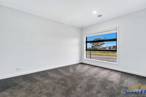 Property photo of 34 Sasha Crescent Truganina VIC 3029