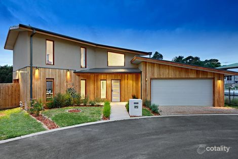 Property photo of 31 Green Place Eltham VIC 3095
