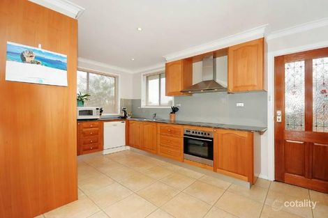 Property photo of 6 Montebar Row Karabar NSW 2620