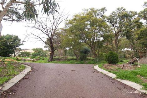 18 Newlands Gr, Gooseberry Hill, WA 6076