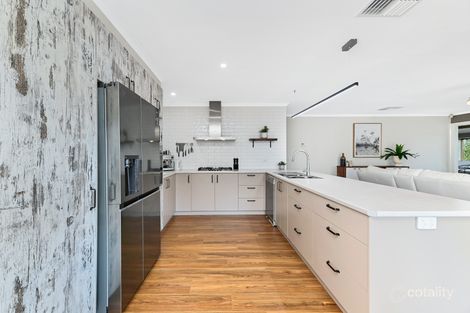 Property photo of 12 Pheasant Court Berwick VIC 3806