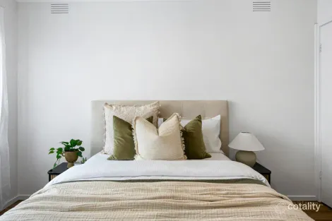 Property photo of 21 Virginia Crescent Bundoora VIC 3083