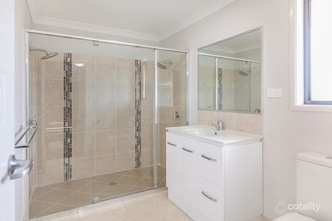Property photo of 8 Bryce Court Gracemere QLD 4702