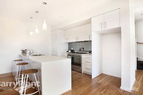Property photo of 9 Brookside Drive Knoxfield VIC 3180