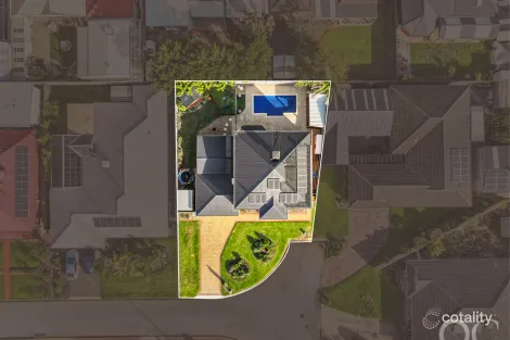 Property photo of 17 Meadfoot Close Moana SA 5169