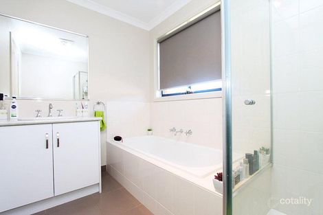 Property photo of 15 Deakes Court Sebastopol VIC 3356