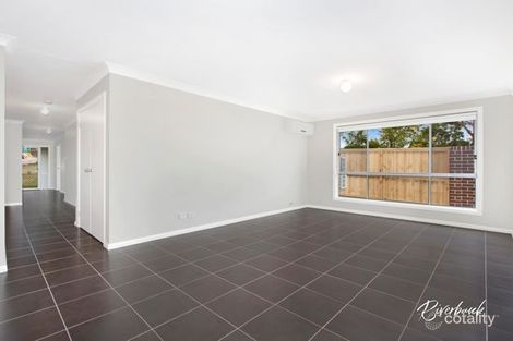 Property photo of 1 Jarvisfield Place Macquarie Links NSW 2565