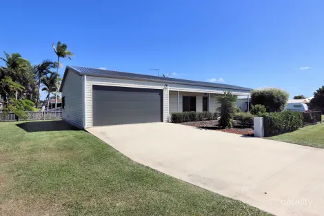 27 Ocean St, Burnett Heads, QLD 4670