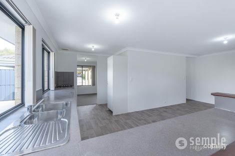 8 Madeira Turn, Byford, WA 6122