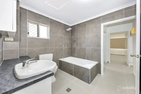 2/10 Mannikan Ct, Bakewell, NT 0832