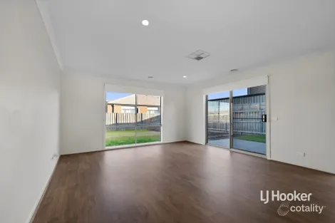 Property photo of 69 Alfred Road Werribee VIC 3030