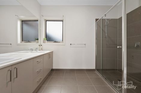 Property photo of 21 Parkview Street Harkness VIC 3337