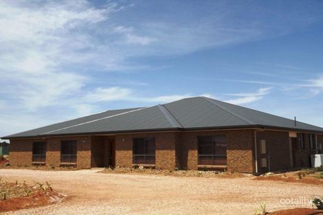 4 Holze Ct, Risdon Park South, SA 5540