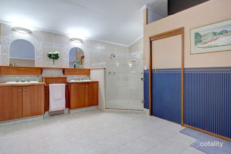 Property photo of 43 Hillside Terrace St Lucia QLD 4067
