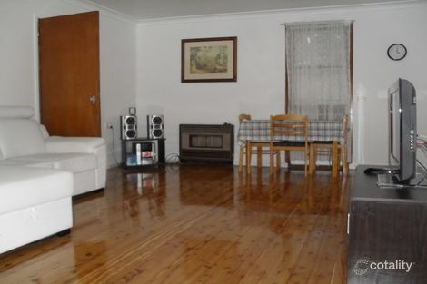 Property photo of 32 Bougainville Road Lethbridge Park NSW 2770