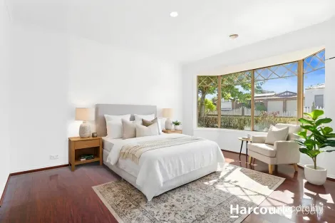 Property photo of 3 Glenn Erin Way Berwick VIC 3806