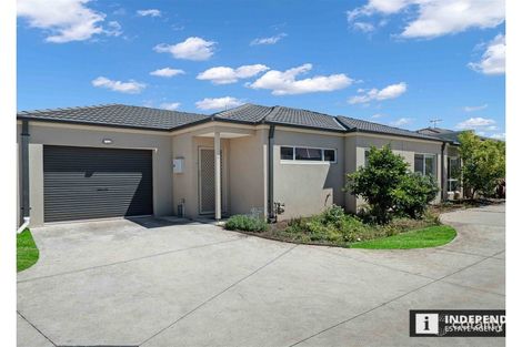 Property photo of 5/10 Reidy Rise Harkness VIC 3337