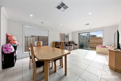 Property photo of 21 Calvante Way Tarneit VIC 3029