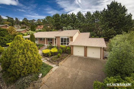 Property photo of 33 Stopford Crescent Fadden ACT 2904