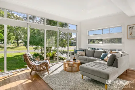Property photo of 8 David Berry Street Shoalhaven Heads NSW 2535