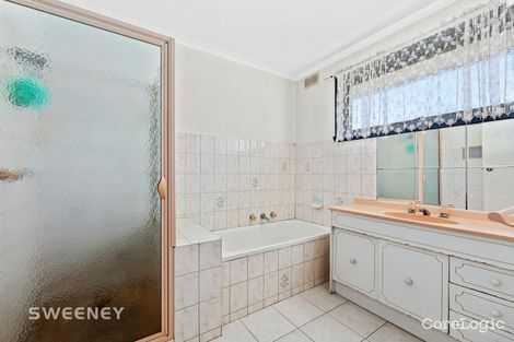 Property photo of 10 Ascot Court St Albans VIC 3021