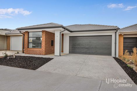 22 Hanover Cct, Melton South, VIC 3338