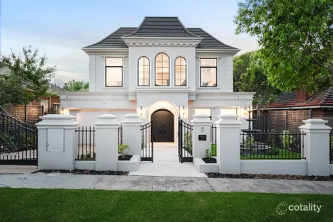Property photo of 26 Elliott Avenue Balwyn VIC 3103
