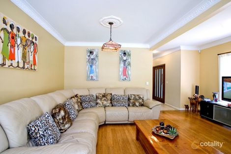 Property photo of 2 Buckingham Way Elanora QLD 4221