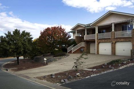 Property photo of 12 Tanderra Crescent Ngunnawal ACT 2913