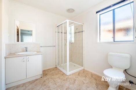 Property photo of 2B Dunlavin Way Cranbourne East VIC 3977