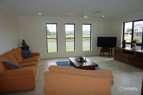 Property photo of 2 Collett Court Marian QLD 4753