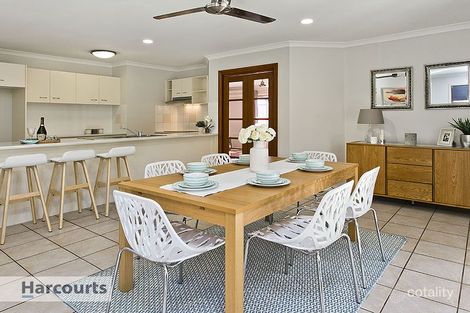 24 Hillenvale Ave, Arana Hills, QLD 4054