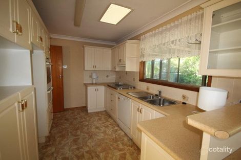 Property photo of 154 Macquarie Grove Caves Beach NSW 2281