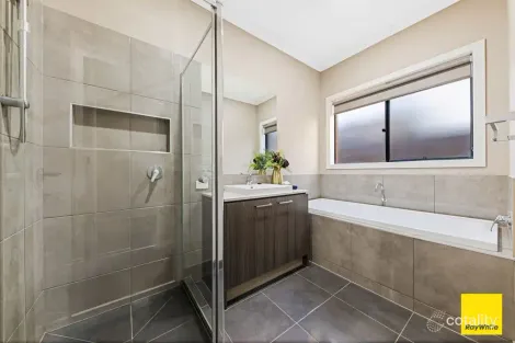 Property photo of 56 Queensbridge Avenue Tarneit VIC 3029