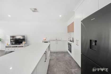 Property photo of 36 Tredwell Street Strathnairn ACT 2615