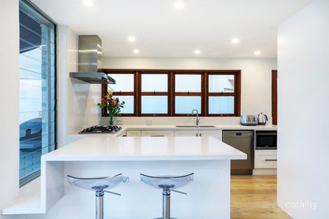 Property photo of 39 Peak Avenue Main Beach QLD 4217
