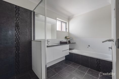 Property photo of 18 McDermott Parade Rochedale QLD 4123