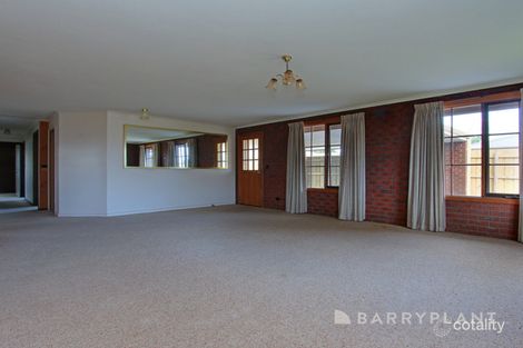 Property photo of 24 Walpole Avenue Rosebud VIC 3939
