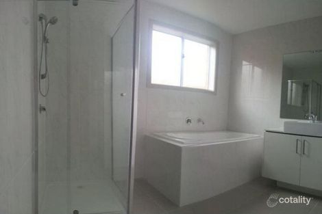 Property photo of 20 Ceratta Crescent Tarneit VIC 3029