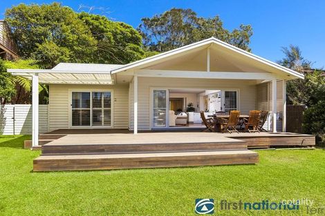 Property photo of 15 Remembrance Drive Wamberal NSW 2260