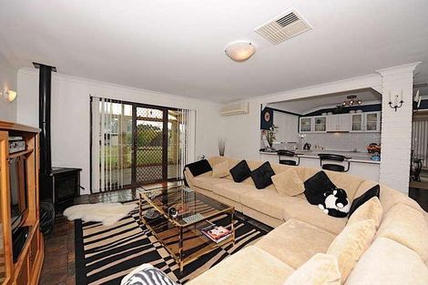 Property photo of 12 Crufts Way Canning Vale WA 6155