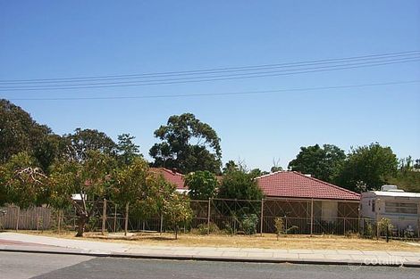 1 Sulphur Rd, Orelia, WA 6167