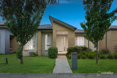 Property photo of 12 Black Wattle Way Cranbourne VIC 3977