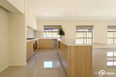 Property photo of 4 Eliza Terrace Officer VIC 3809