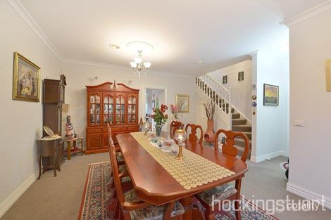 Property photo of 14 Eastern Park Square Narre Warren South VIC 3805