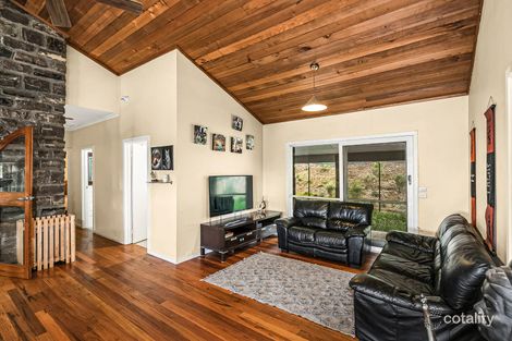 Property photo of 23 Cooraminta Crescent New Gisborne VIC 3438